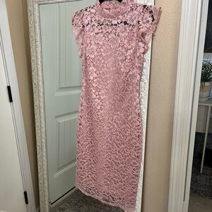 Elegant Pink Lace Dress